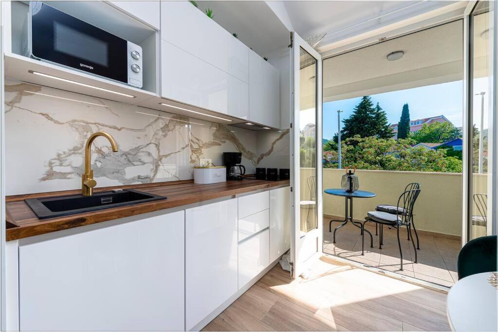 Apartment Kate With Free Parking Dubrovnik Bagian luar foto